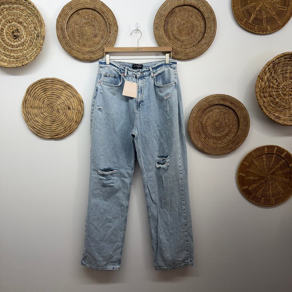 NEW Kittenish Straight Leg Jeans 32